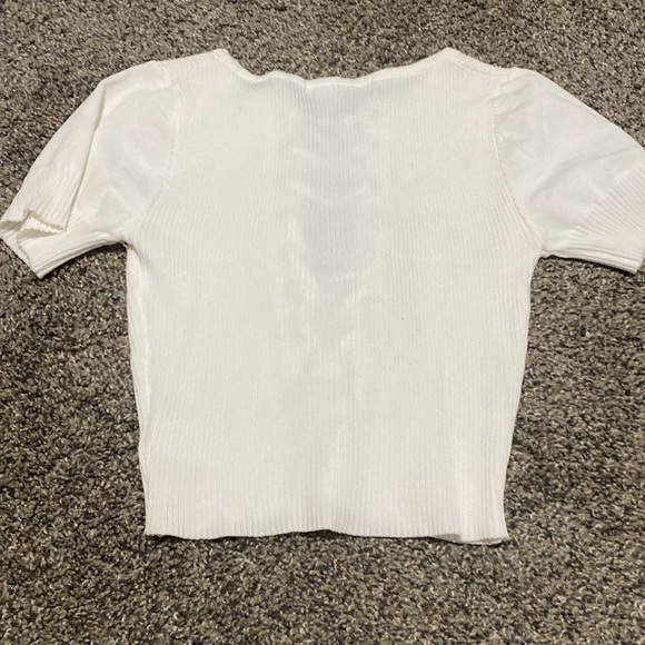 size s cropped ani chan shirt - Picture 3 of 3